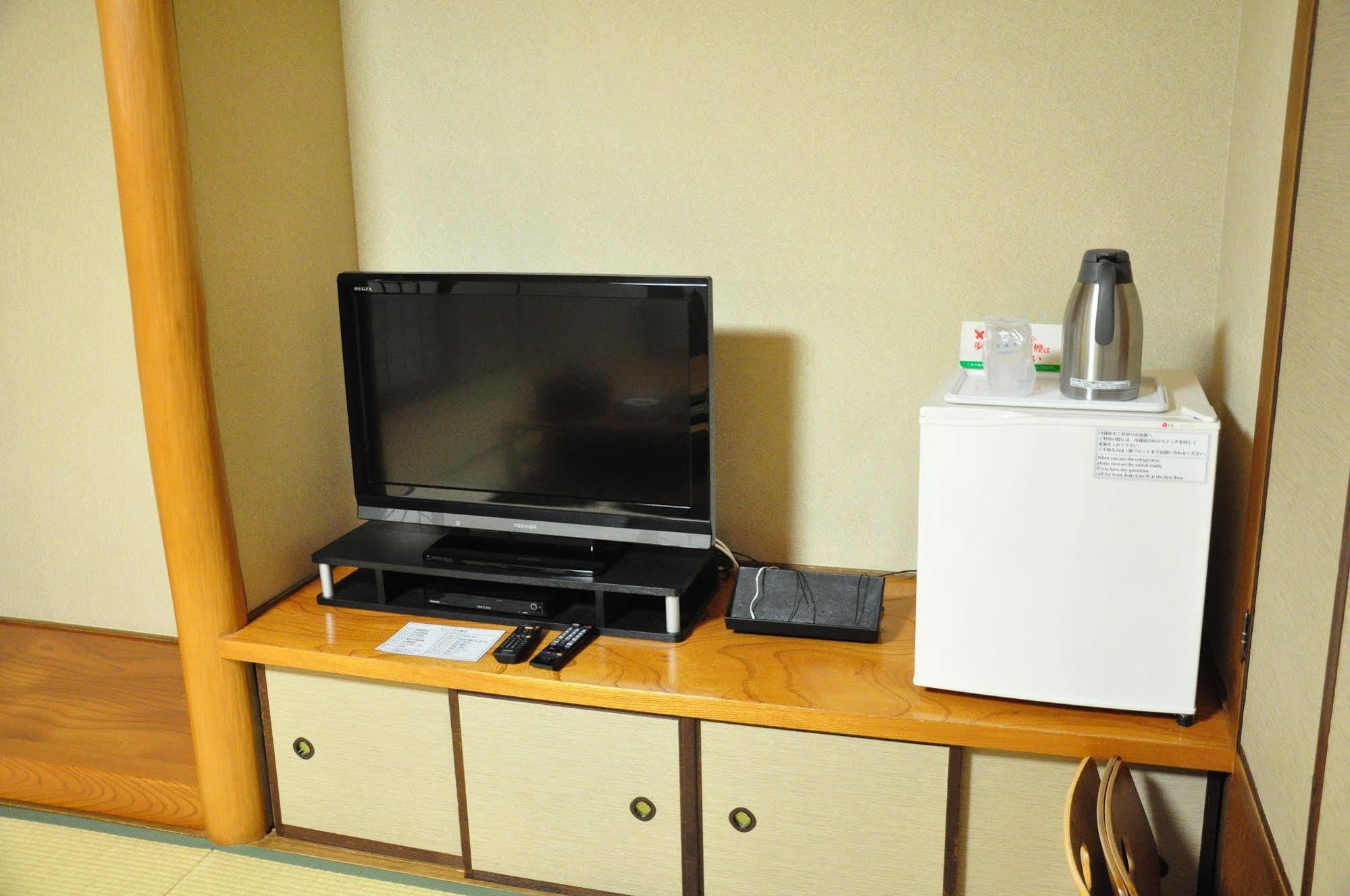 Obokekyo Mannaka Hotel Miyoshi  Buitenkant foto
