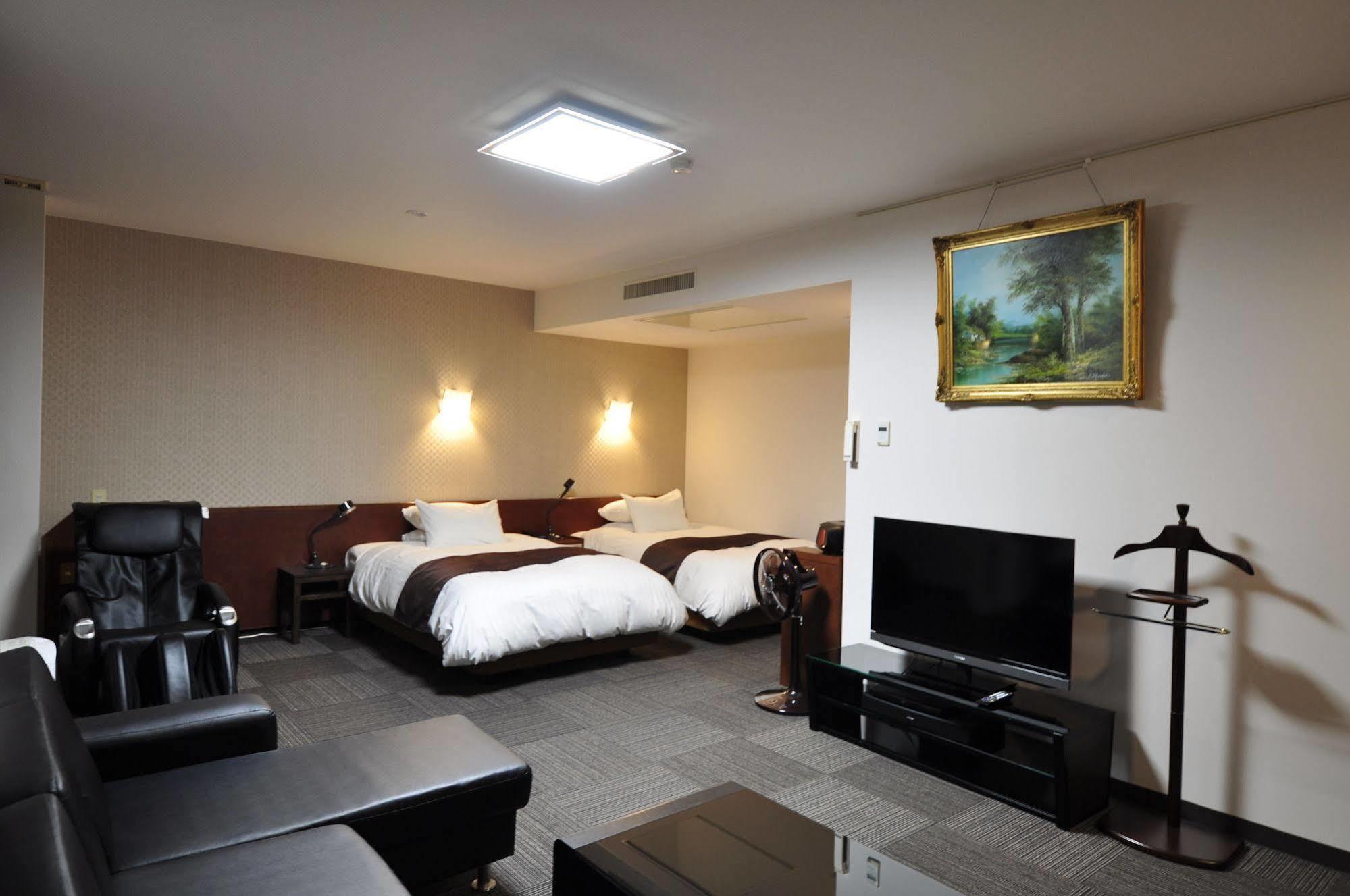 Obokekyo Mannaka Hotel Miyoshi  Buitenkant foto