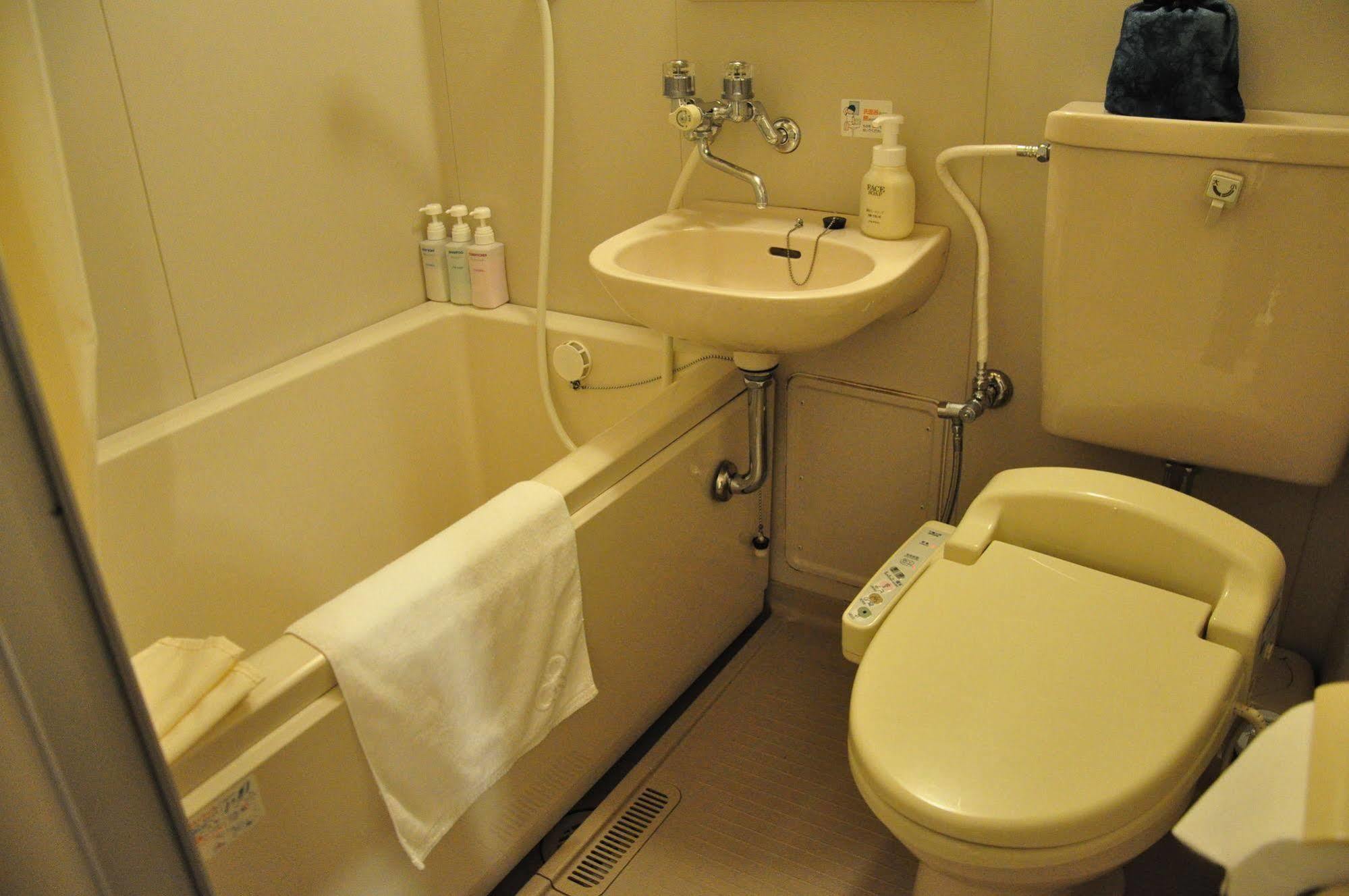 Obokekyo Mannaka Hotel Miyoshi  Buitenkant foto