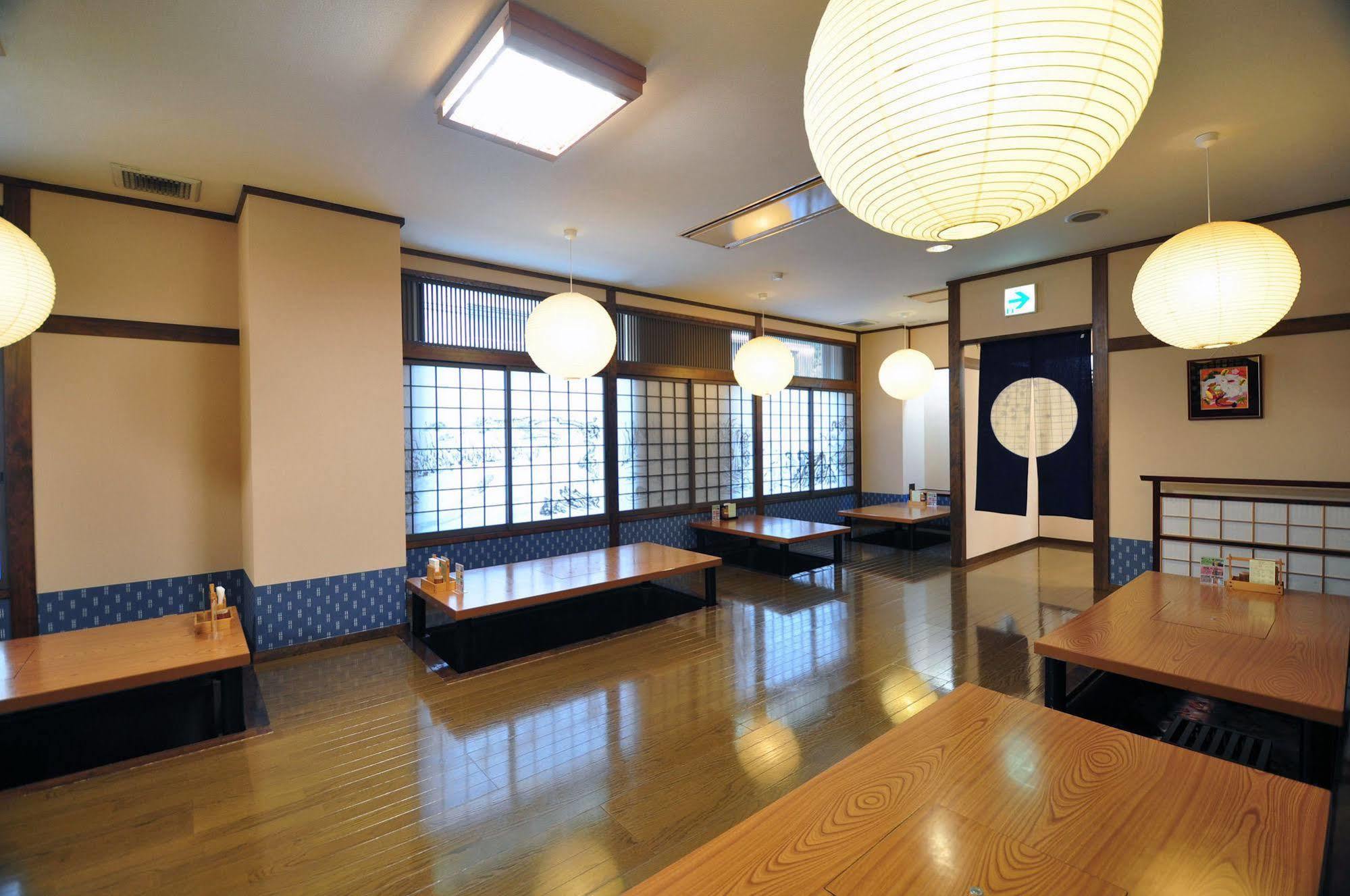 Obokekyo Mannaka Hotel Miyoshi  Buitenkant foto